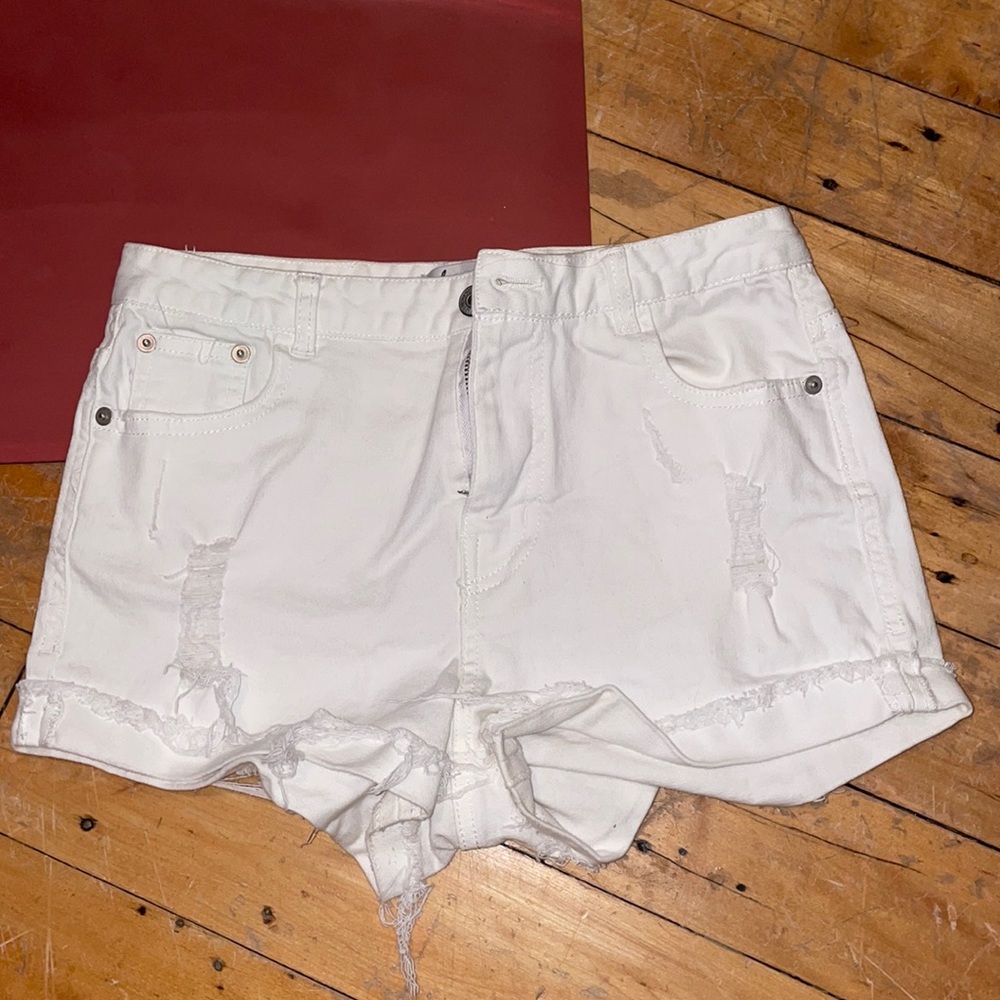white jean shorts